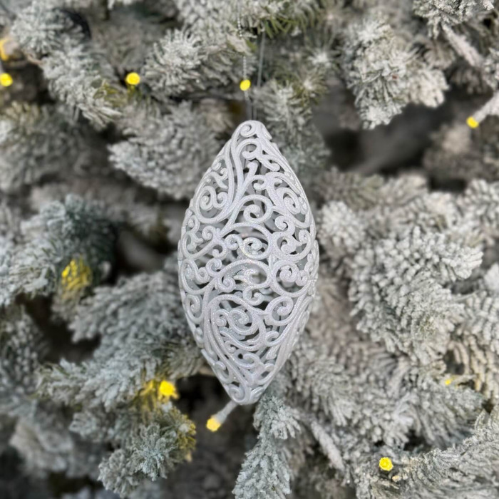 Прикраса новорічна Овал ажурний великий - білий