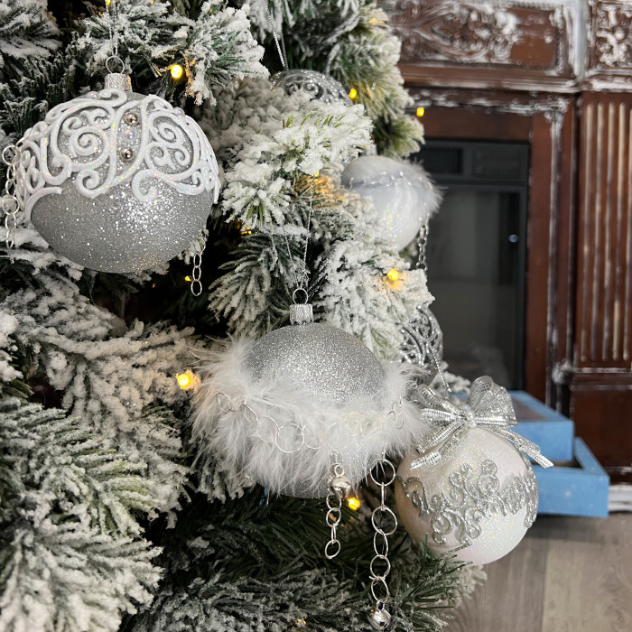 Новорічний набір ялинкових прикрас Christmas box-29 білих та срібних – 6шт