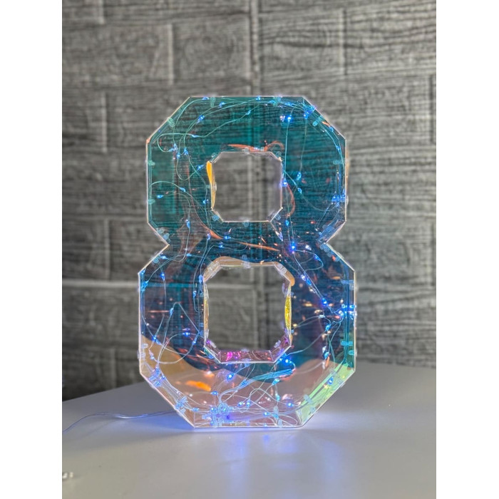 Світлодіодна прикраса Цифра вісім голографічна з LED підсвічуванням