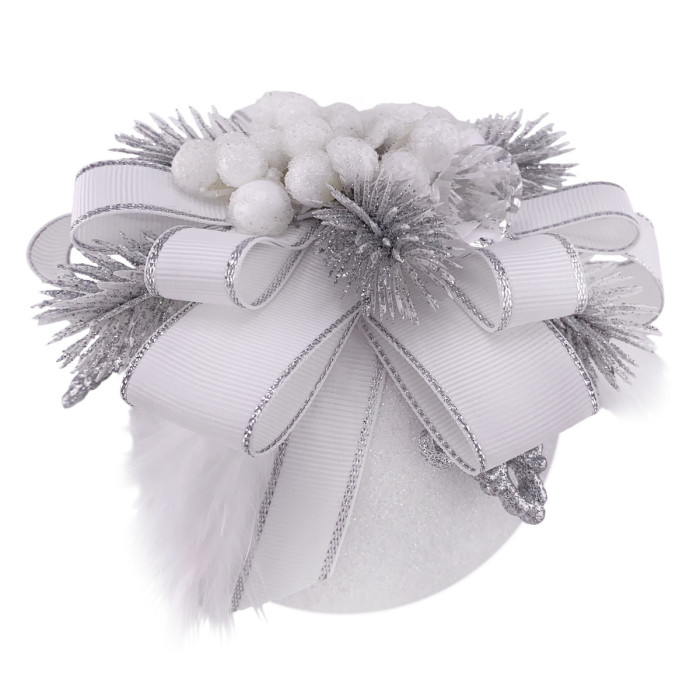 Куля декорована 10 см біла із білим бантом