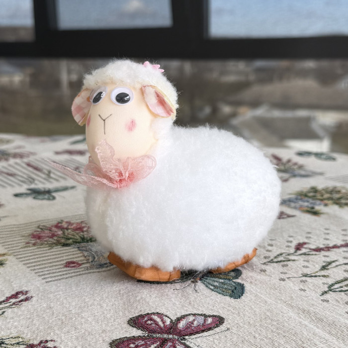 Великодній декоративний баранчик білий