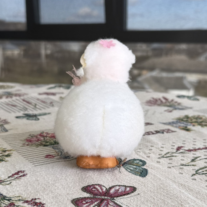 Великодній декоративний баранчик білий