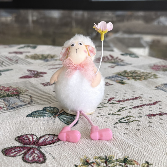 Великодній декоративний баранчик з рожевою квіткою