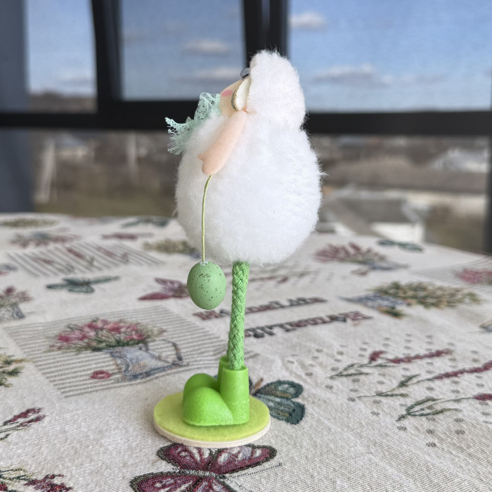 Великодній декоративний баранчик білий