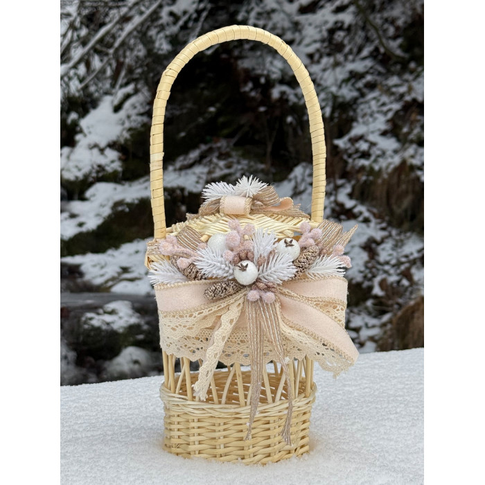 Basket for blessing water (art. 1185)