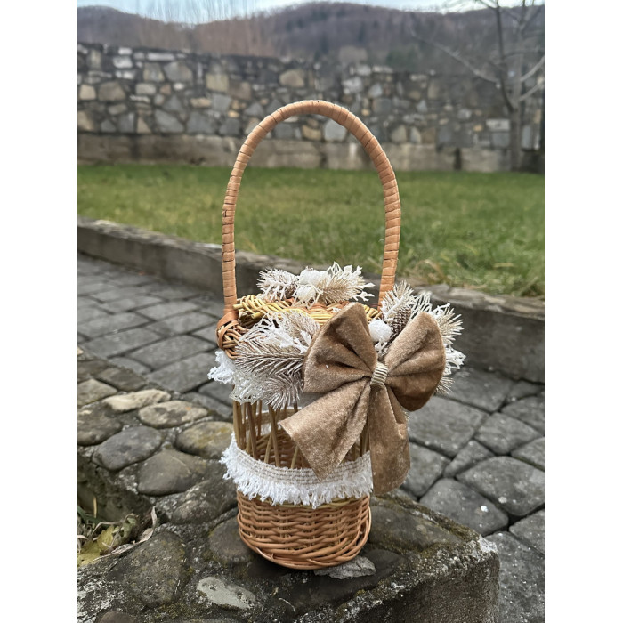 Basket for blessing water (art. 1189)