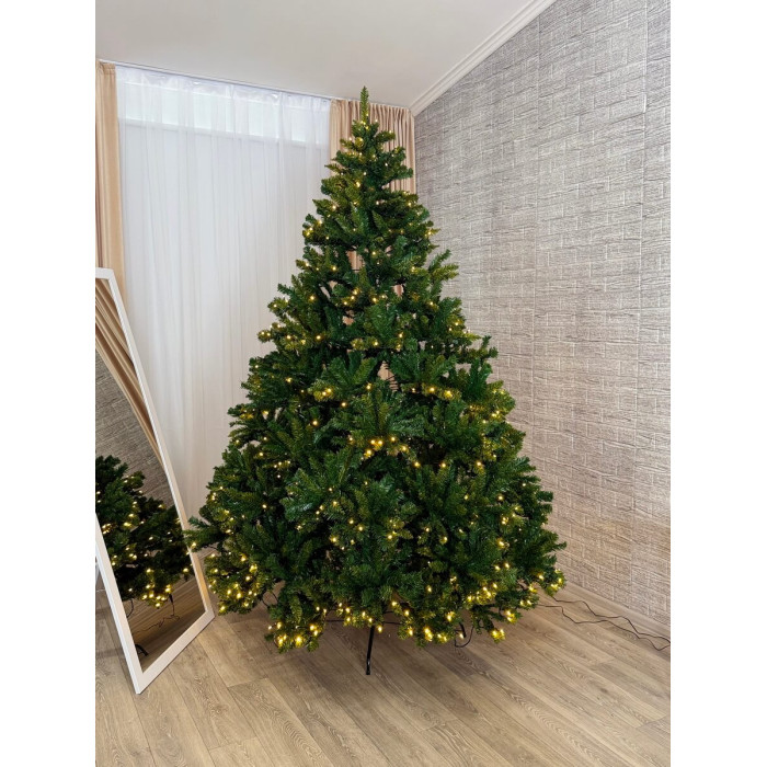 Новогодняя ёлка 2,4 м "Королева" с встроенной гирляндой